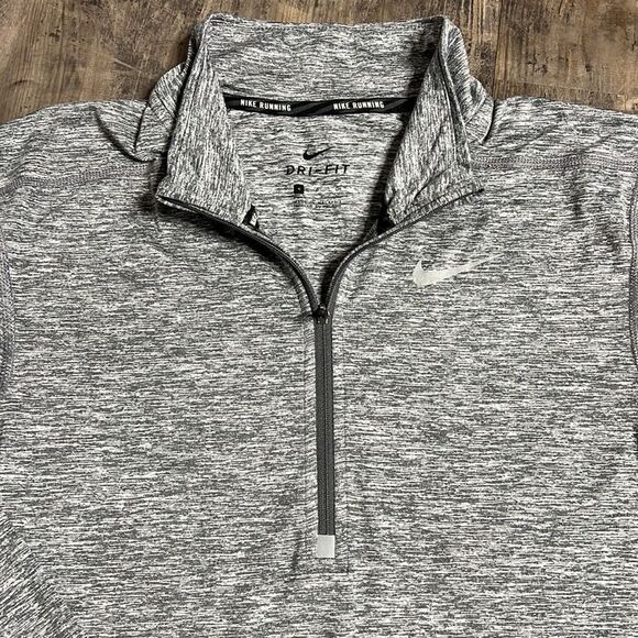 NIKE Running Men's Dri-fit Element 1/2 Zip Long Sleeve Zip Neck Pullover Gray - Picture 3 of 9